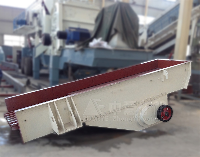 振動(dòng)給料機(jī)實(shí)拍1