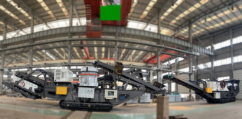 履帶式圓錐移動破碎站車間實拍2