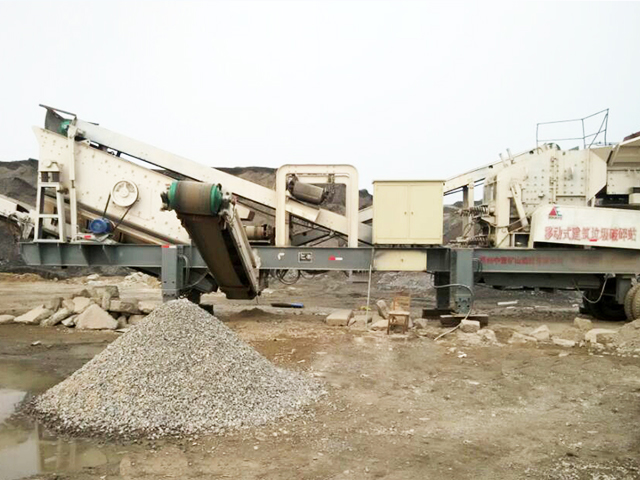 駐馬店移動建筑垃圾破碎現場直擊