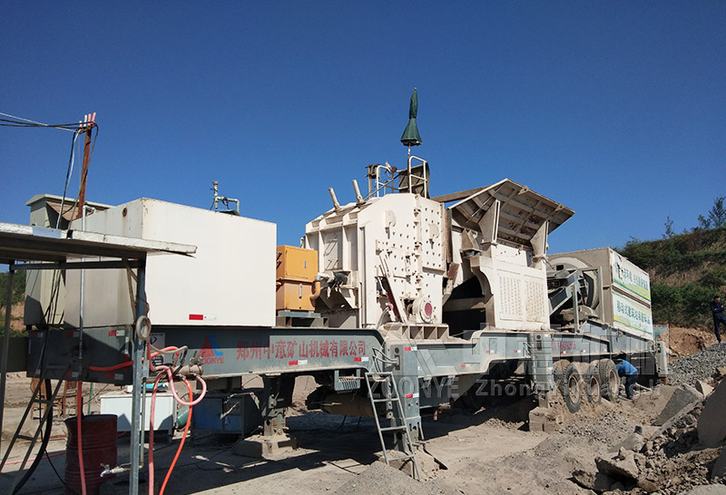 河南開封建筑廢料制磚生產線