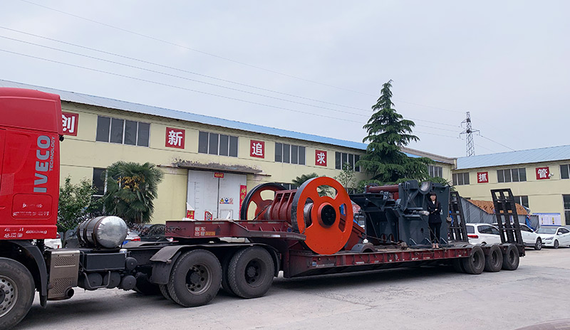 鄂式破碎機發貨